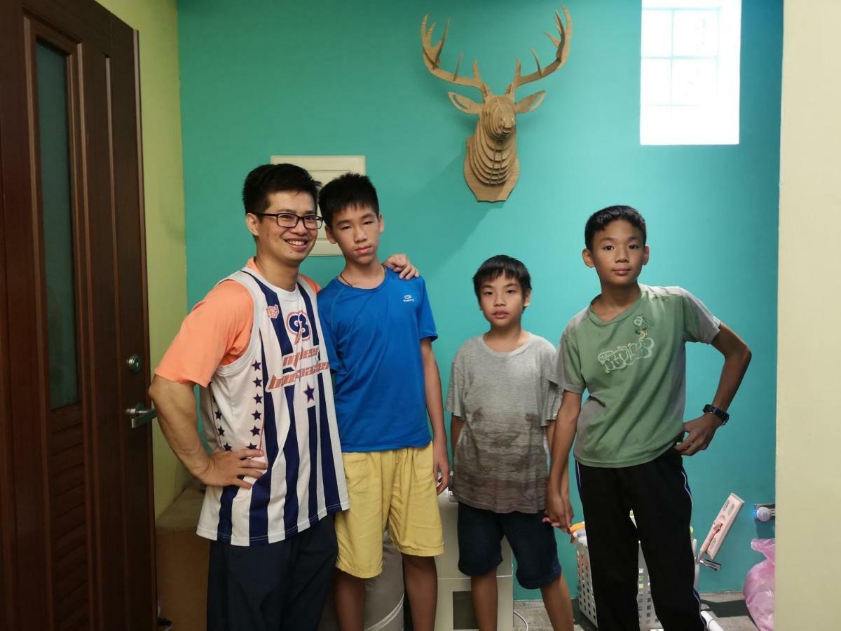 mydeer backpacker Hostel Tainan Buitenkant foto